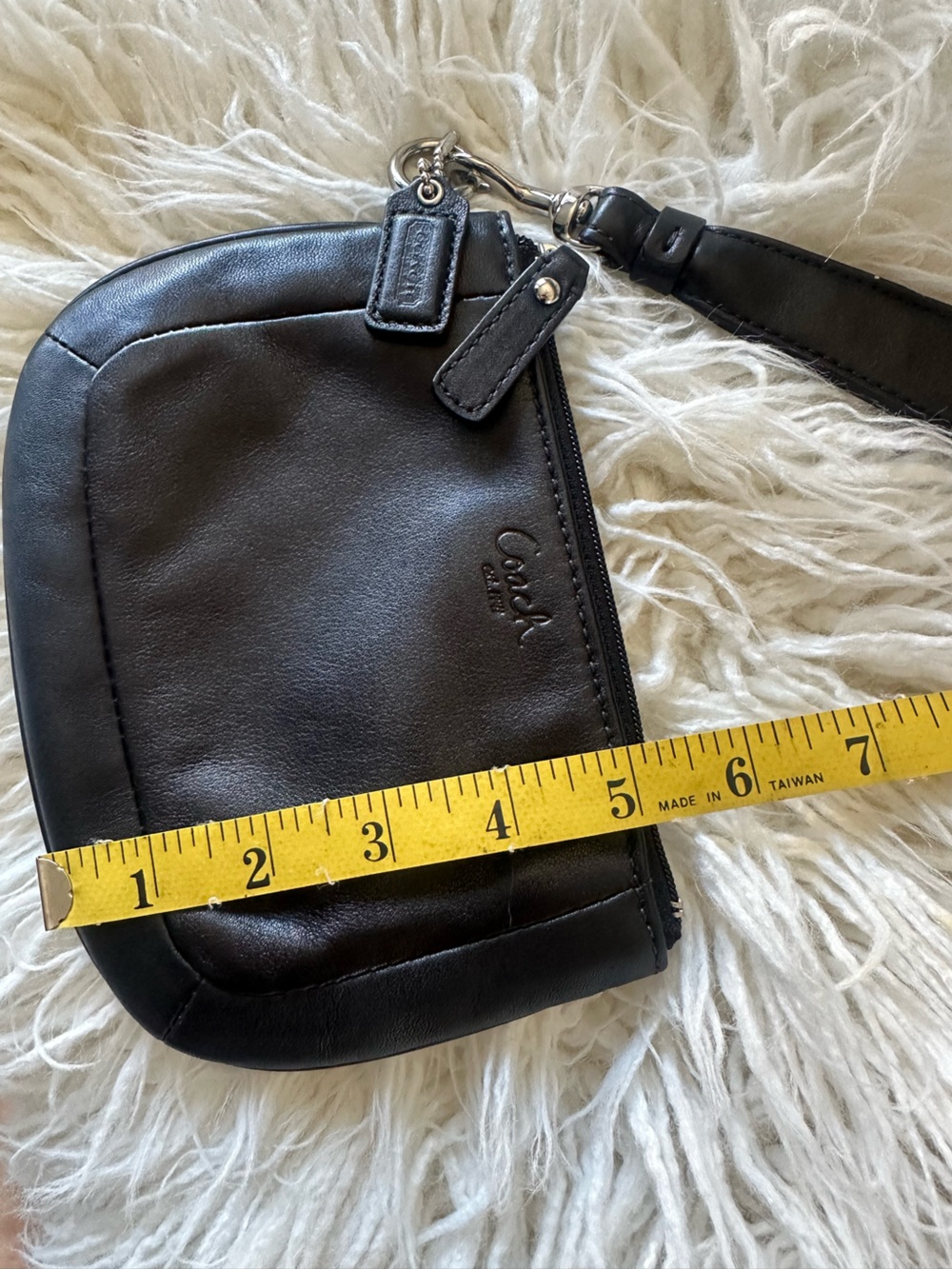 Coach black leather wristlet, NWOT - Picture 5 of 9